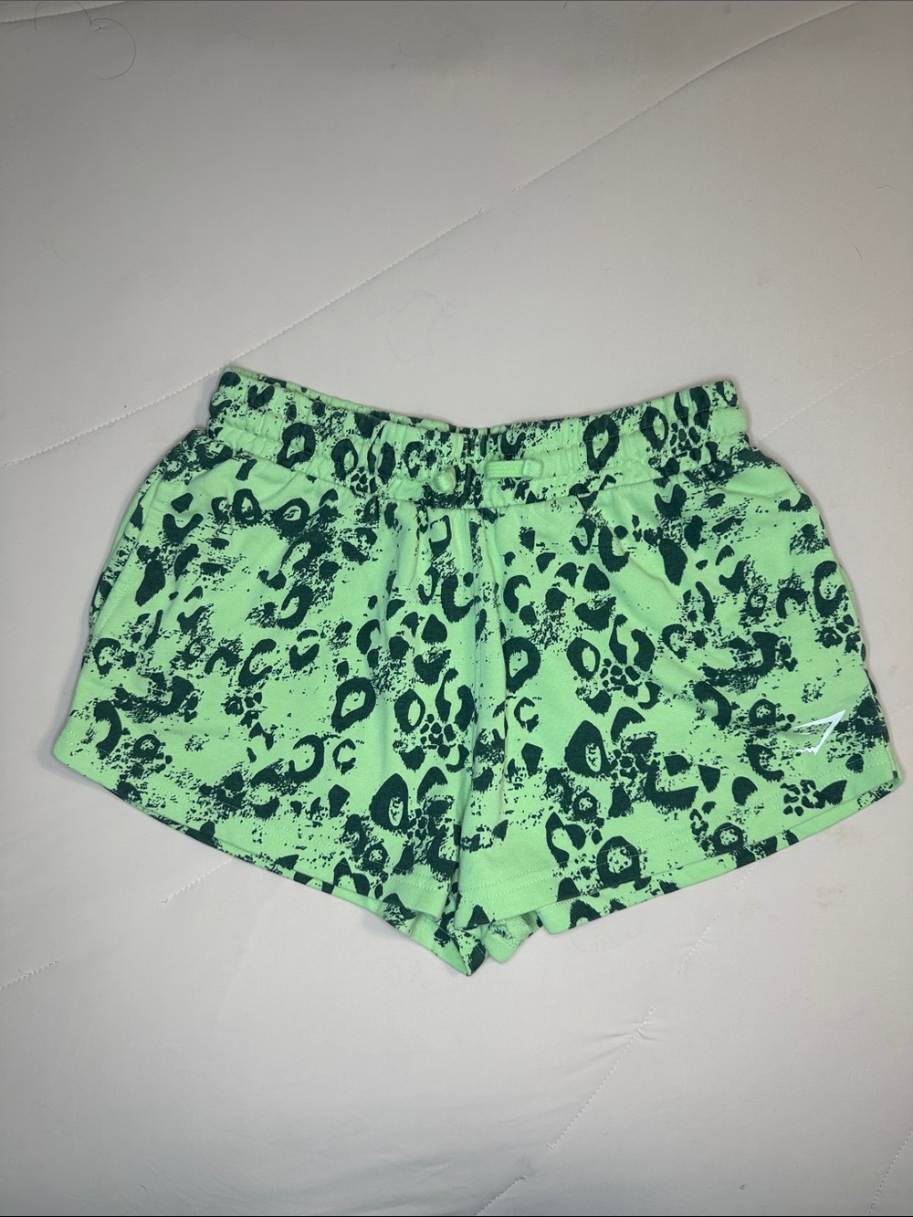 Gymshark Women’s Neon Green Leopard Lounge Shorts S